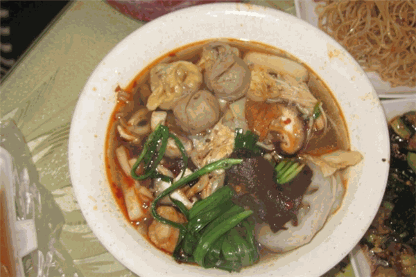 馋八辣麻辣烫