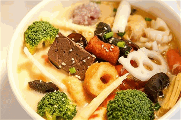 蜀逍肴麻辣烫