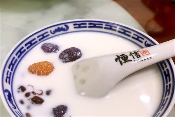 恒信牛奶甜品专家