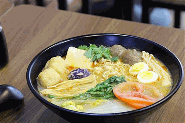 巷子边边麻辣烫
