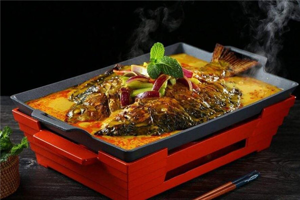 非常食客麻辣香锅碳烤全鱼