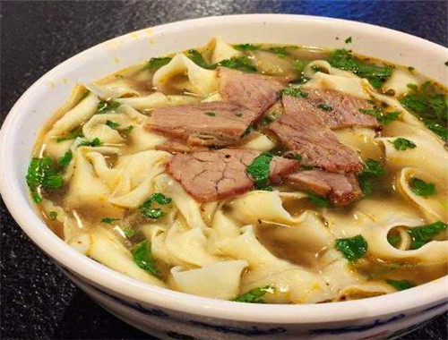 牛拉拉牛肉面