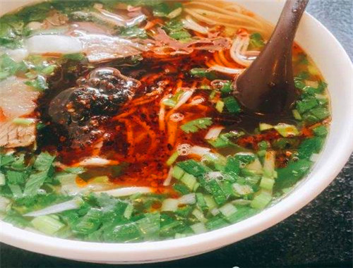 牛拉拉牛肉面