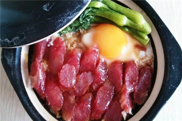 宽饭煲仔饭加盟
