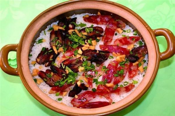 三福煲煲香饭煲仔饭
