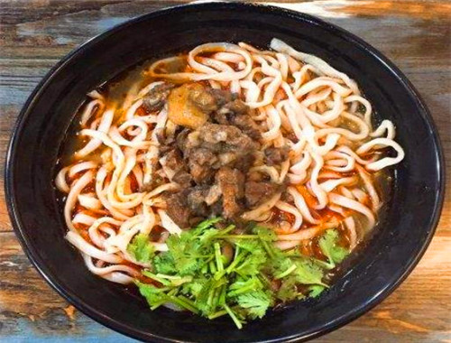 贝贝牛肉面