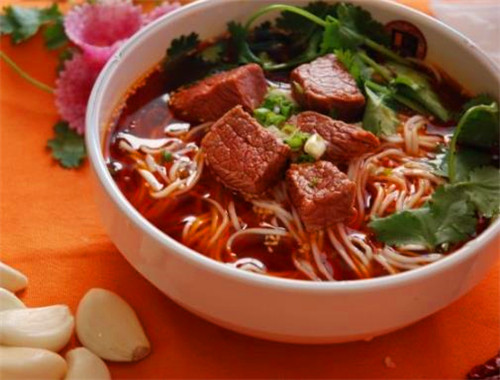 悦雅牛肉面