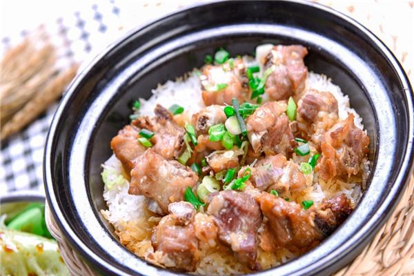 元一私房煲仔饭加盟