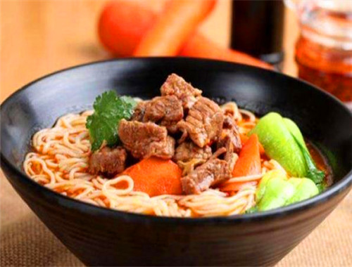 伊面缘牛肉面
