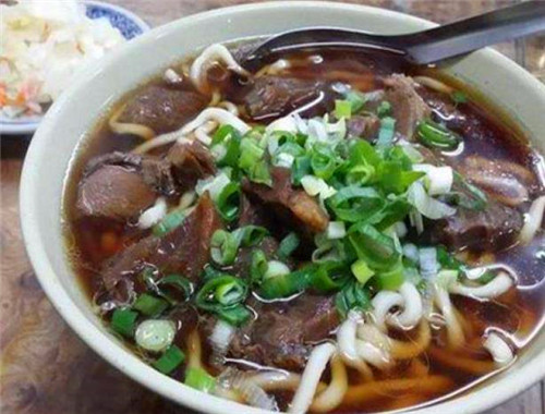 宏爷牛肉面