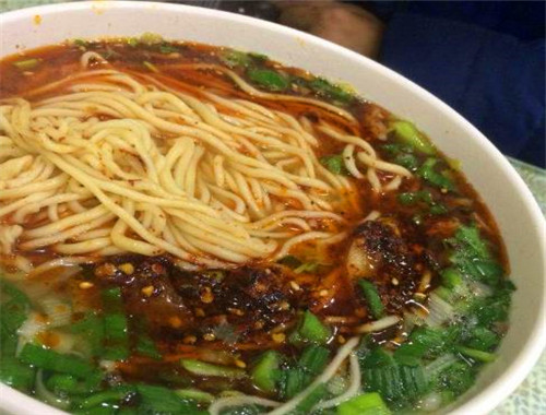 占富牛肉面