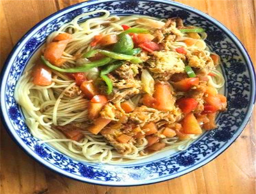 占富牛肉面