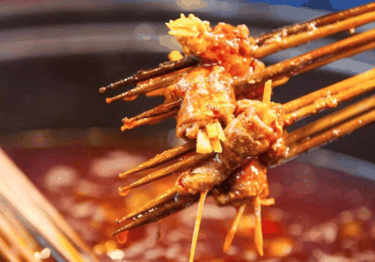 盘聚串串VS烤肉