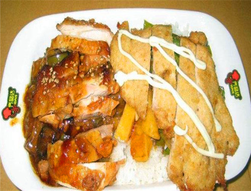 齐品达烤肉拌饭