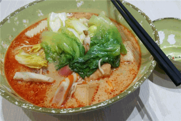 孙志鹏麻辣烫