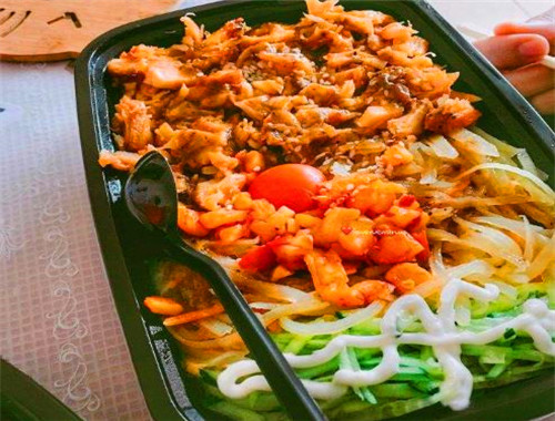 品胜客烤肉拌饭