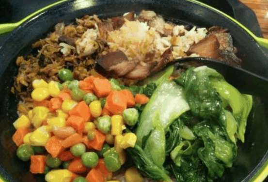 元一私房煲仔饭