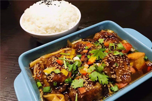 山城烤鱼饭加盟