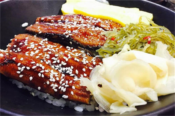 山城烤鱼饭加盟