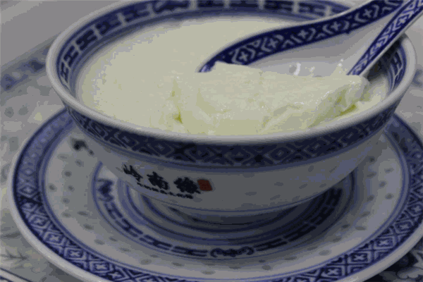 岭南缘牛奶甜品