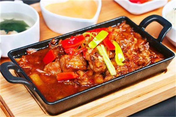 贡鱼烤鱼饭加盟