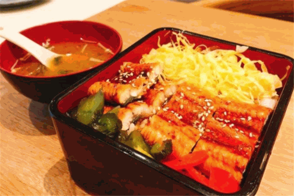 村山家居酒屋