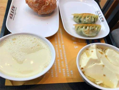 冰泉豆浆
