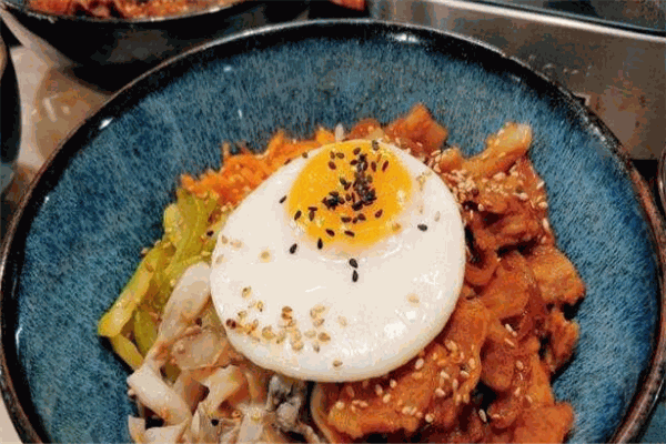 春唇酱汤火锅烤肉