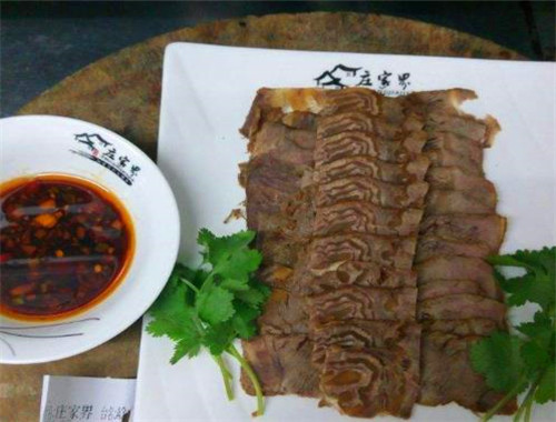 庄家界湘菜馆
