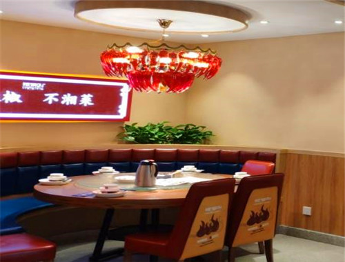 辣得叫湘菜馆
