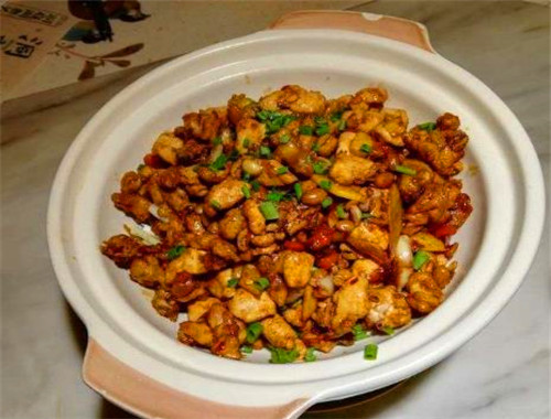 洞庭湘菜馆