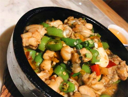 洞庭湘菜馆