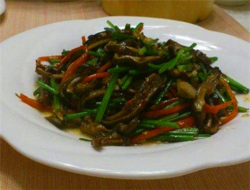 沐目菜