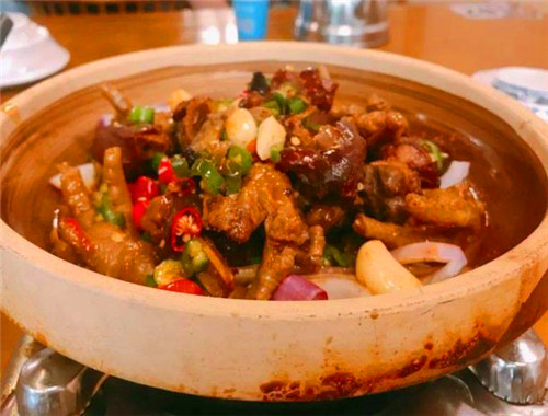钵湘米香湘菜馆