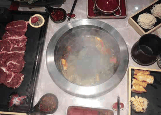 叉图牛排火锅