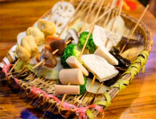 川味串串香麻辣烫