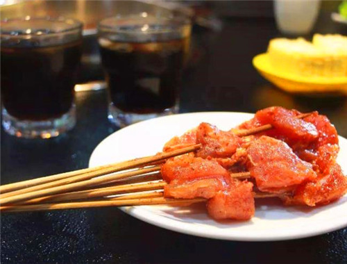 辣小兵卤蛙串串