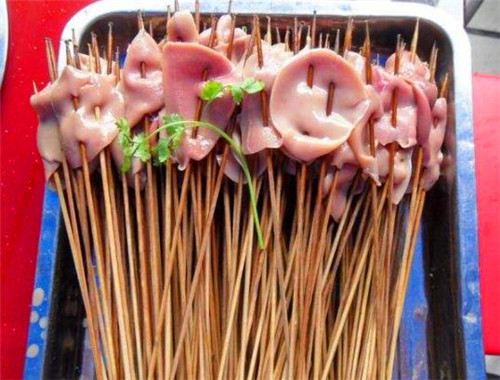狗粮串串