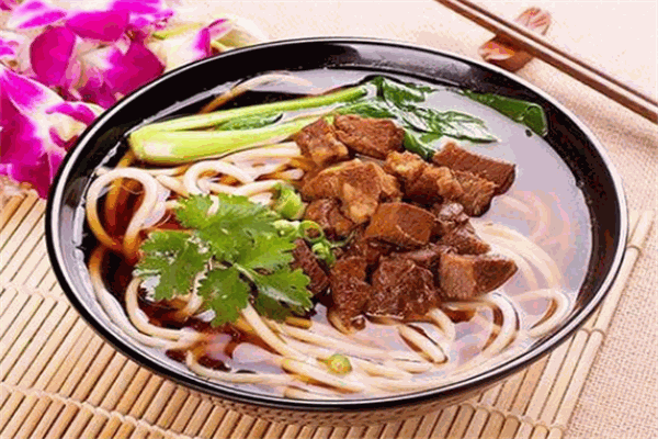 香满桥牛肉米线