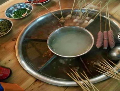 大锅串串香