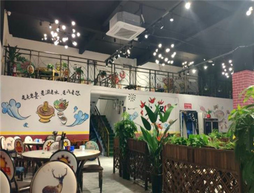 老城区小郡肝串串香火锅