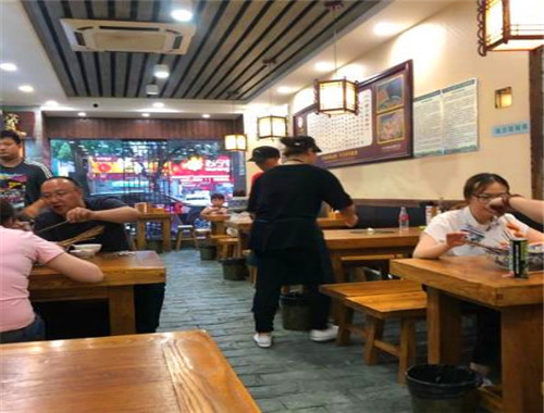 八猪经典川味串串