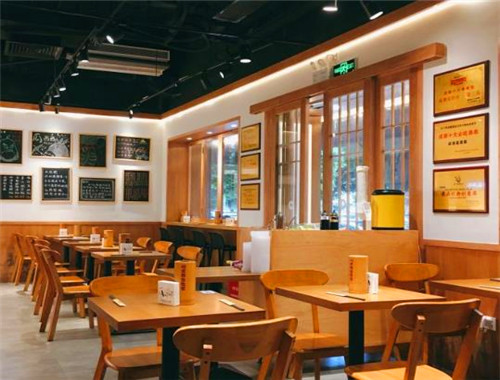 瓜串串的店
