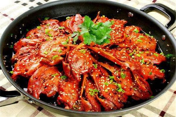 鸿鹄干锅辣鸭头