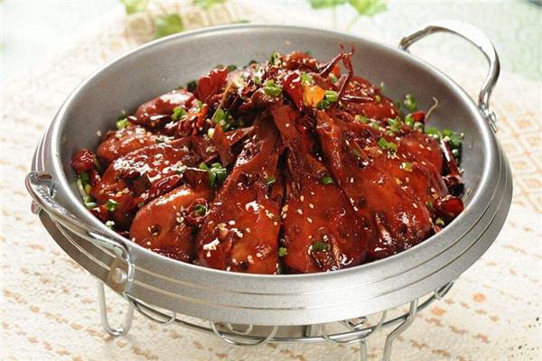 鸿鹄干锅辣鸭头