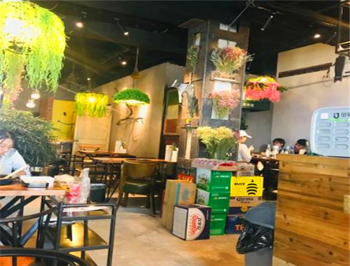 猫树屋串串香