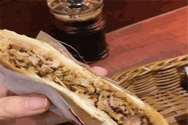 潼样肉夹馍