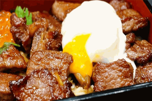 丼房火焰烧肉饭