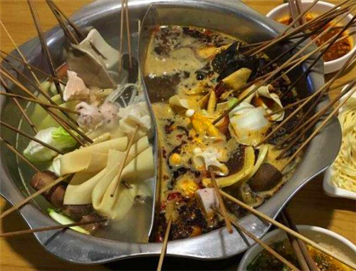 石头串串香