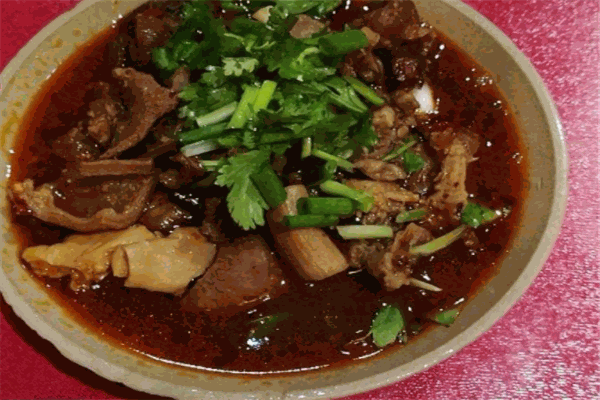 谢老五翘脚牛肉